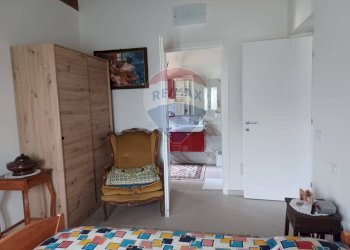 Camera / camera da letto - Villa Frazione Cà de Monti
 
17, Gavirate - foto 12