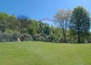 Giardino - Villa Frazione Cà de Monti
 
17, Gavirate - foto 23