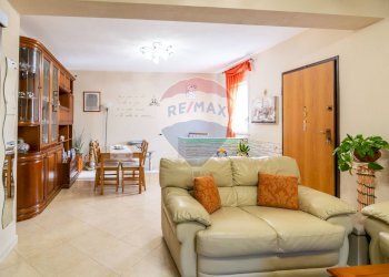 Sala da pranzo - Apartment Via grotta del signore
 
11, San Pietro Clarenza - photo 5