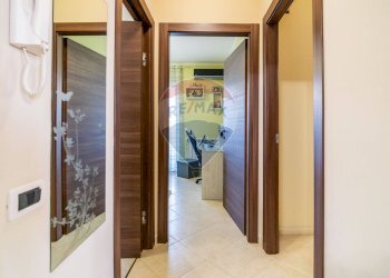 Hall / corridoio - Apartment Via grotta del signore
 
11, San Pietro Clarenza - photo 7