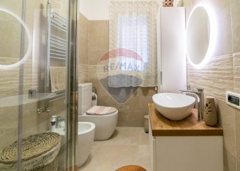 Bagno - Apartment Via grotta del signore
 
11, San Pietro Clarenza - photo 8