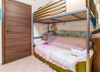 Camera / camera da letto - Apartment Via grotta del signore
 
11, San Pietro Clarenza - photo 32