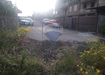 Edificio all\'aperto - Terreno edificabile Traversa Via Etna
snc, Misterbianco - foto 2