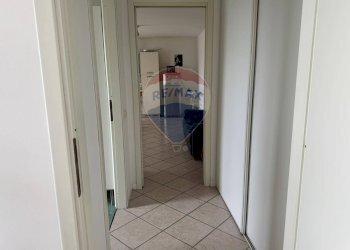 Hall / corridoio - Two-room apartment Via Celadina
 
1A, Gorle - photo 12