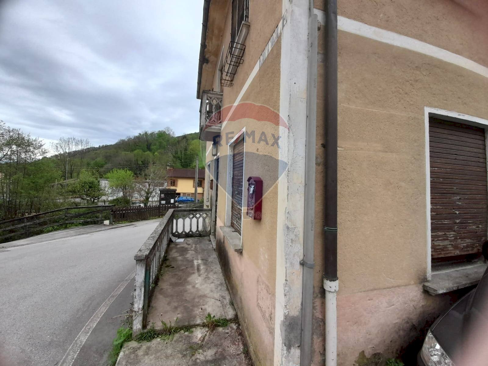 Balcone - Casa indipendente Via Ertele
 
1, Valli del Pasubio - foto 3
