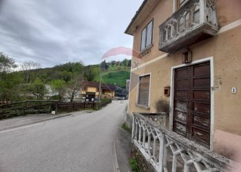 Casa all\'aperto - Casa indipendente Via Ertele
 
1, Valli del Pasubio - foto 2