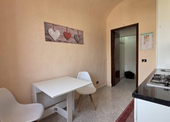 Foto 3 - Bilocale Via Taormina
 
6, Cinisi - foto 3