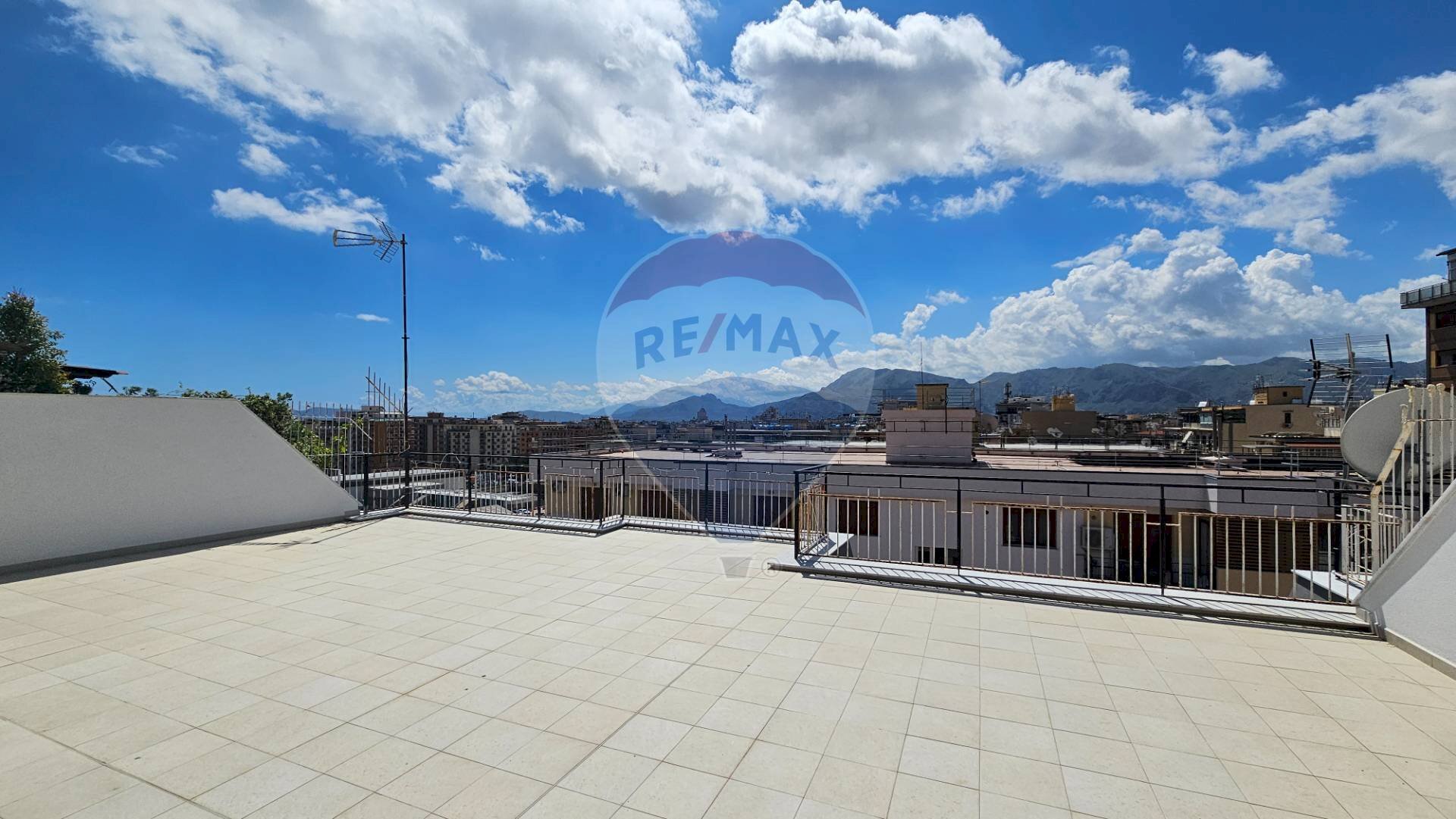 Terrazza - Apartment Via Cilea
 
11, Palermo - photo 3