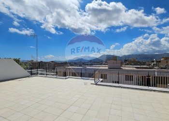 Terrazza - Appartamento Via Cilea
 
11, Palermo - foto 3