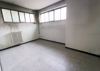 Dettagli interno - Magazzino corso Potenza, 6, Torino - foto 6