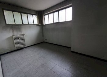 Interno non residenziale - Negozio corso Potenza, 6, Torino - foto 6