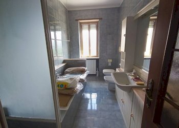 Bagno - Casa indipendente via Fenestrelle, 117, Rivalta di Torino - foto 10
