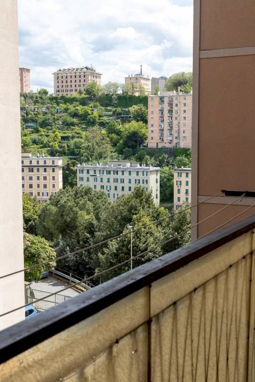 Vista - Bilocale via Generale Manfredo Fanti, 10, Genova (zona Sampierdarena) - foto 1