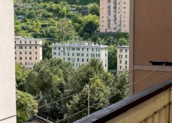 Vista - Bilocale via Generale Manfredo Fanti, 10, Genova (zona Sampierdarena) - foto 1