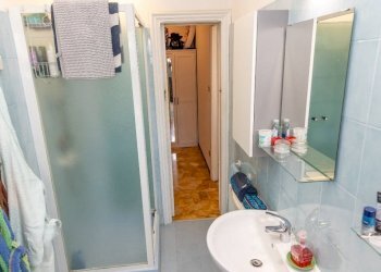 Bagno - Bilocale via Generale Manfredo Fanti, 10, Genova (zona Sampierdarena) - foto 27