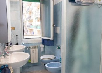 Bagno - Bilocale via Generale Manfredo Fanti, 10, Genova (zona Sampierdarena) - foto 29