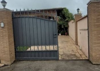 Ingresso - Villa largo Marmore, Ardea - foto 8