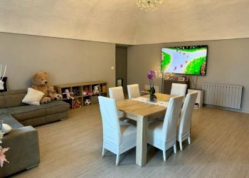 Cucina - Rustico piazza Mercato, Carrù - foto 4