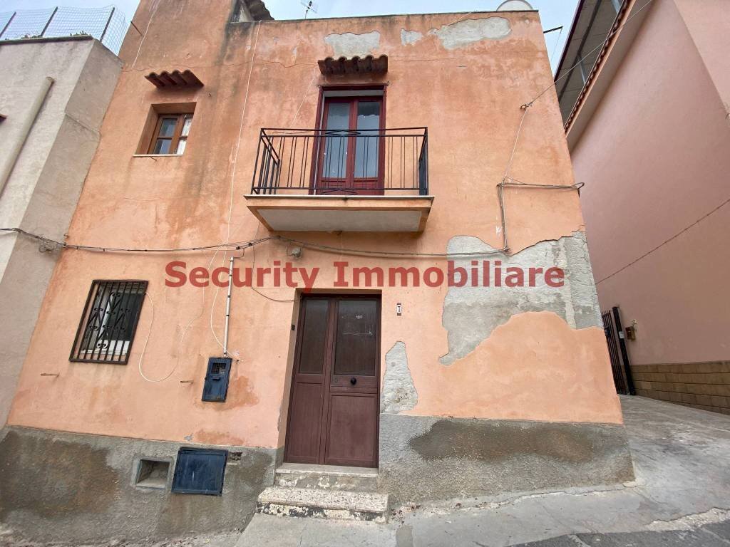 Facciata - Casa indipendente salita Loreto, Sciacca - foto 1