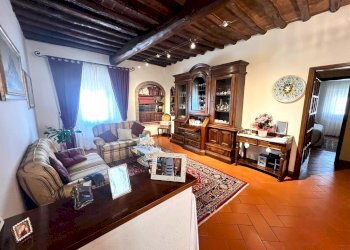 Four-room apartment Signa - photo 1