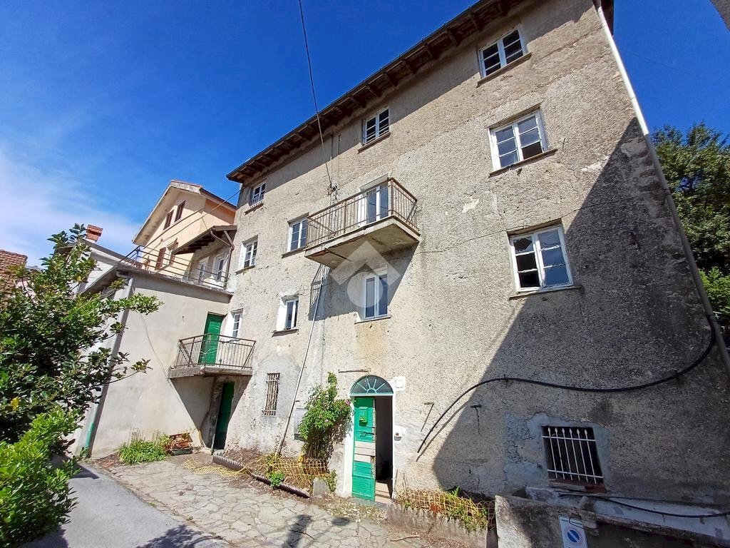 Independent house Via Carlo Garrè, Savignone - photo 1