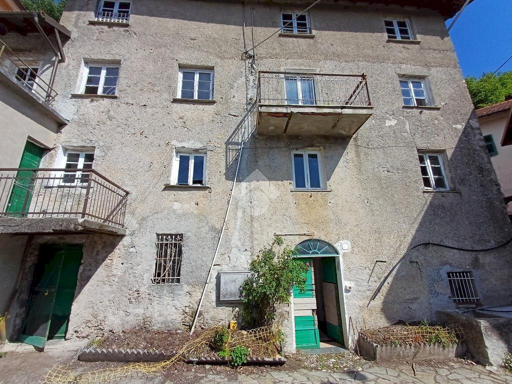 Independent house Via Carlo Garrè, Savignone - photo 2