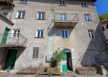 Independent house Via Carlo Garrè, Savignone - photo 2