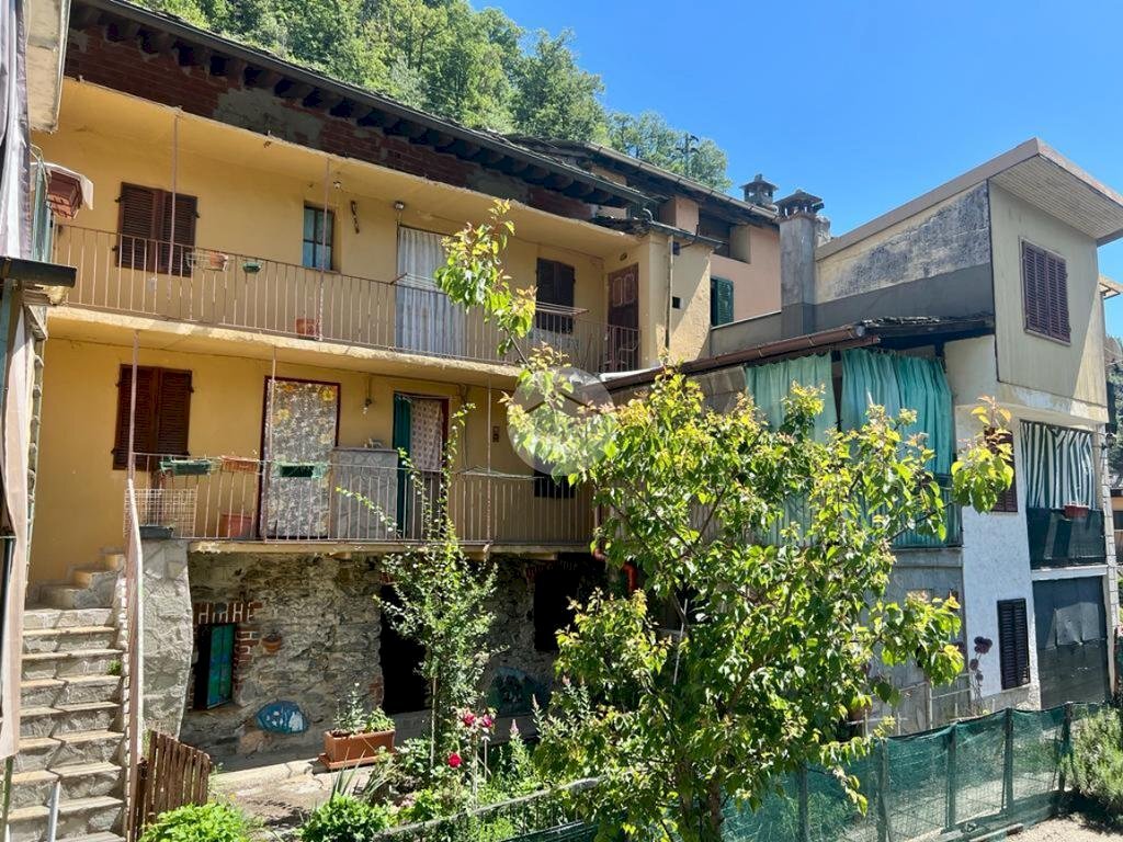 Semi-detached house Frazione bio, Traves - photo 2
