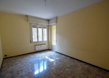 Quadrilocale Via Voltri, Genova (zona Voltri) - foto 1