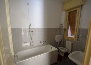 Quadrilocale Via Voltri, Genova (zona Voltri) - foto 16