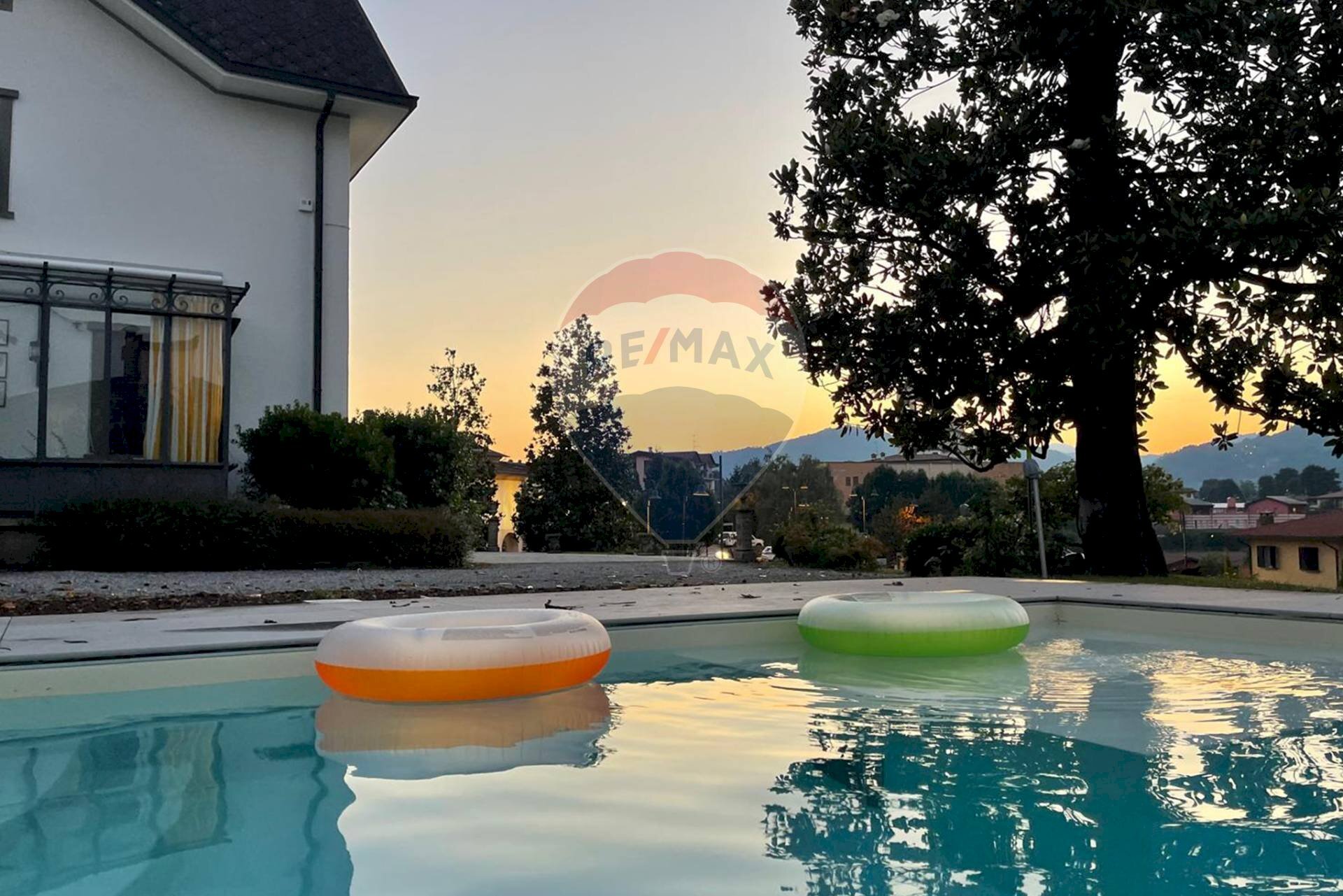 Villa Via XXIV Maggio, 10 
 Paratico, Paratico - photo 1