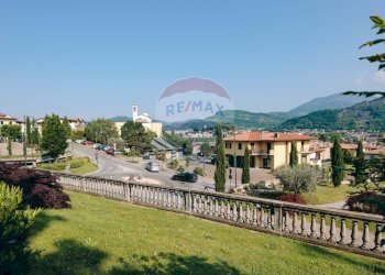 Villa Via XXIV Maggio, 10 
 Paratico, Paratico - photo 3