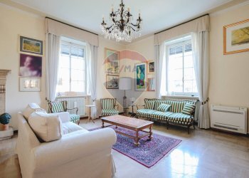 Villa Via XXIV Maggio, 10 
 Paratico, Paratico - photo 7