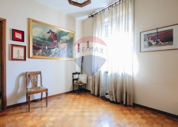 Villa Via XXIV Maggio, 10 
 Paratico, Paratico - photo 25