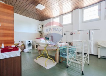 Villa Via XXIV Maggio, 10 
 Paratico, Paratico - photo 38