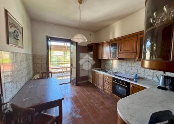 Four-room apartment Via C. Botta, Castellamonte - photo 4