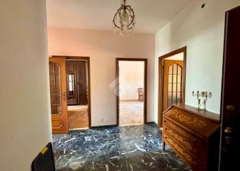 Four-room apartment Via C. Botta, Castellamonte - photo 5