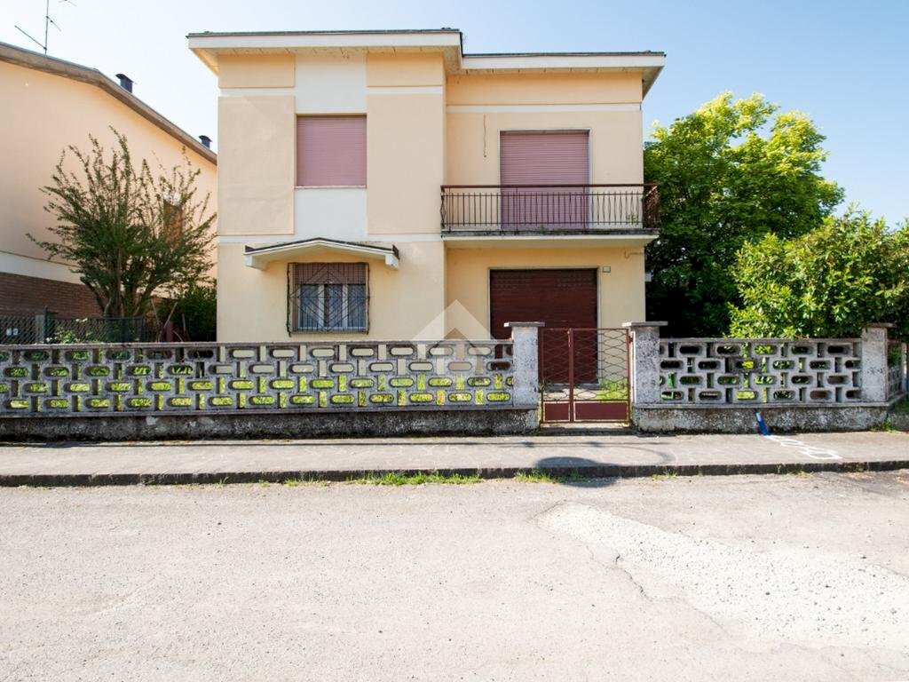 Villa Via S. ntonio, Novi di Modena - photo 3