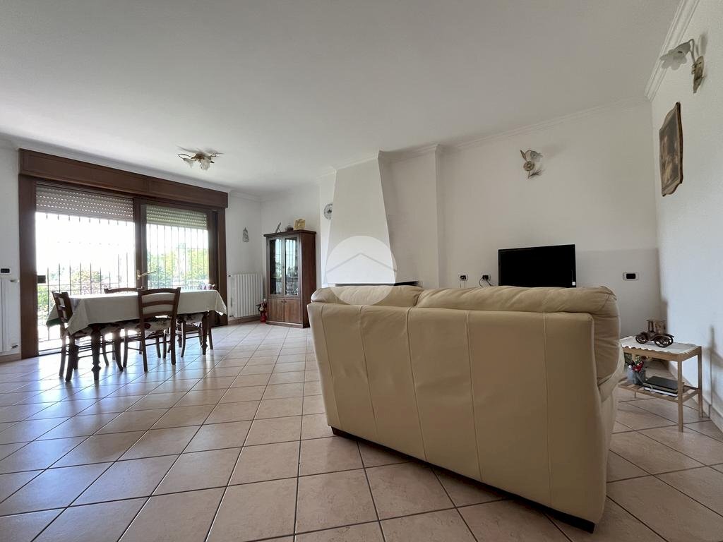 Portion of a house Viale Livenza, Rimini - photo 2
