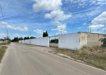 Foto 2 - Locale Commerciale Via Roggerone, Lecce - foto 2