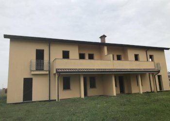 Foto 4 - Casa semi indipendente Via Magliocco
 
1, Ferrara - foto 4