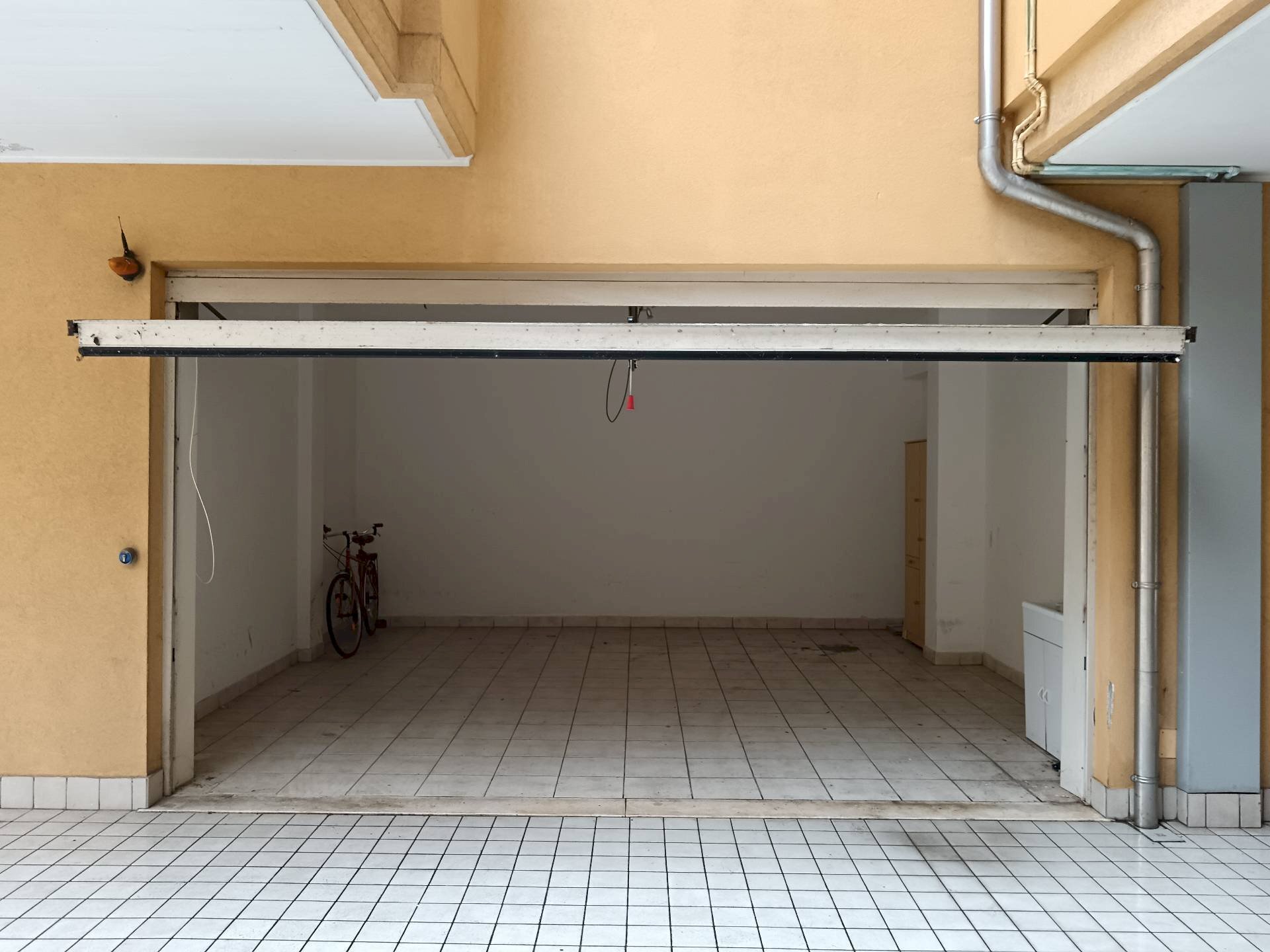 Foto 3 - Box Via Palermo
 
32, Pescara - foto 3