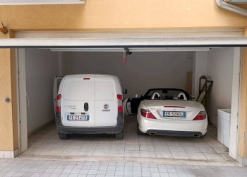 Foto 1 - Box Via Palermo
 
32, Pescara - photo 1