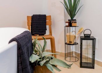 Foto 3 - Commercial Premises PIAZZA MATTEOTTI, Chieti - photo 2