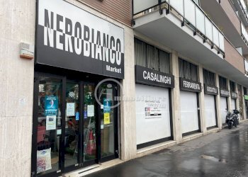 Foto 2 - Negozio Via Giambellino
98, Milano - foto 2