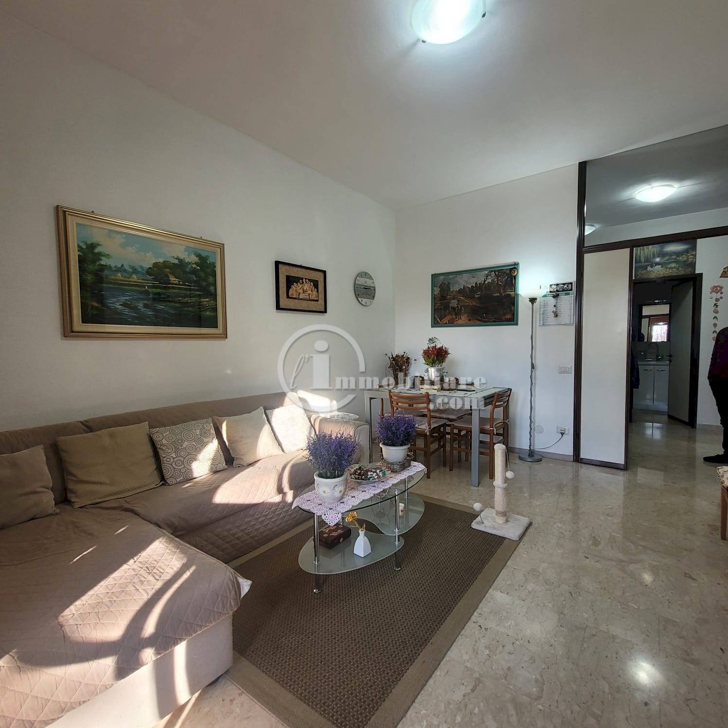 Foto 1 - Trilocale Via Molinetto di Lorenteggio
 
15, Milano - foto 1