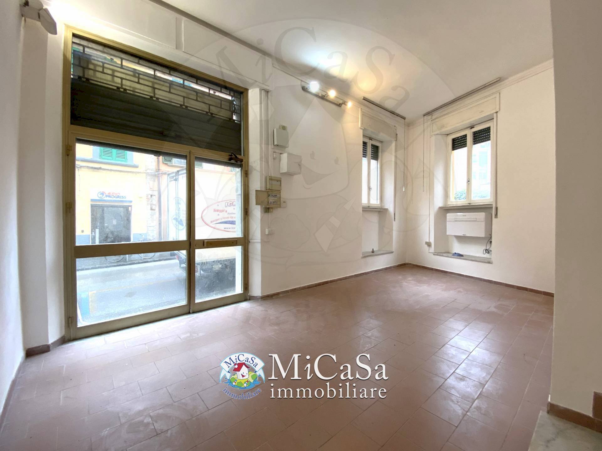 Foto 2 - Commercial Premises Via Giuseppe Garibaldi
 
11, Pisa - photo 2