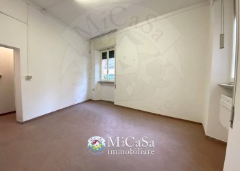 Foto 10 - Commercial Premises Via Giuseppe Garibaldi
 
11, Pisa - photo 10