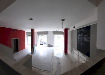 Foto 1 - Locale Commerciale Castel di Lama - foto 1