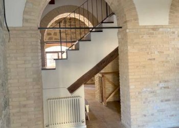 Foto 15 - Casa indipendente Roccafluvione - foto 15